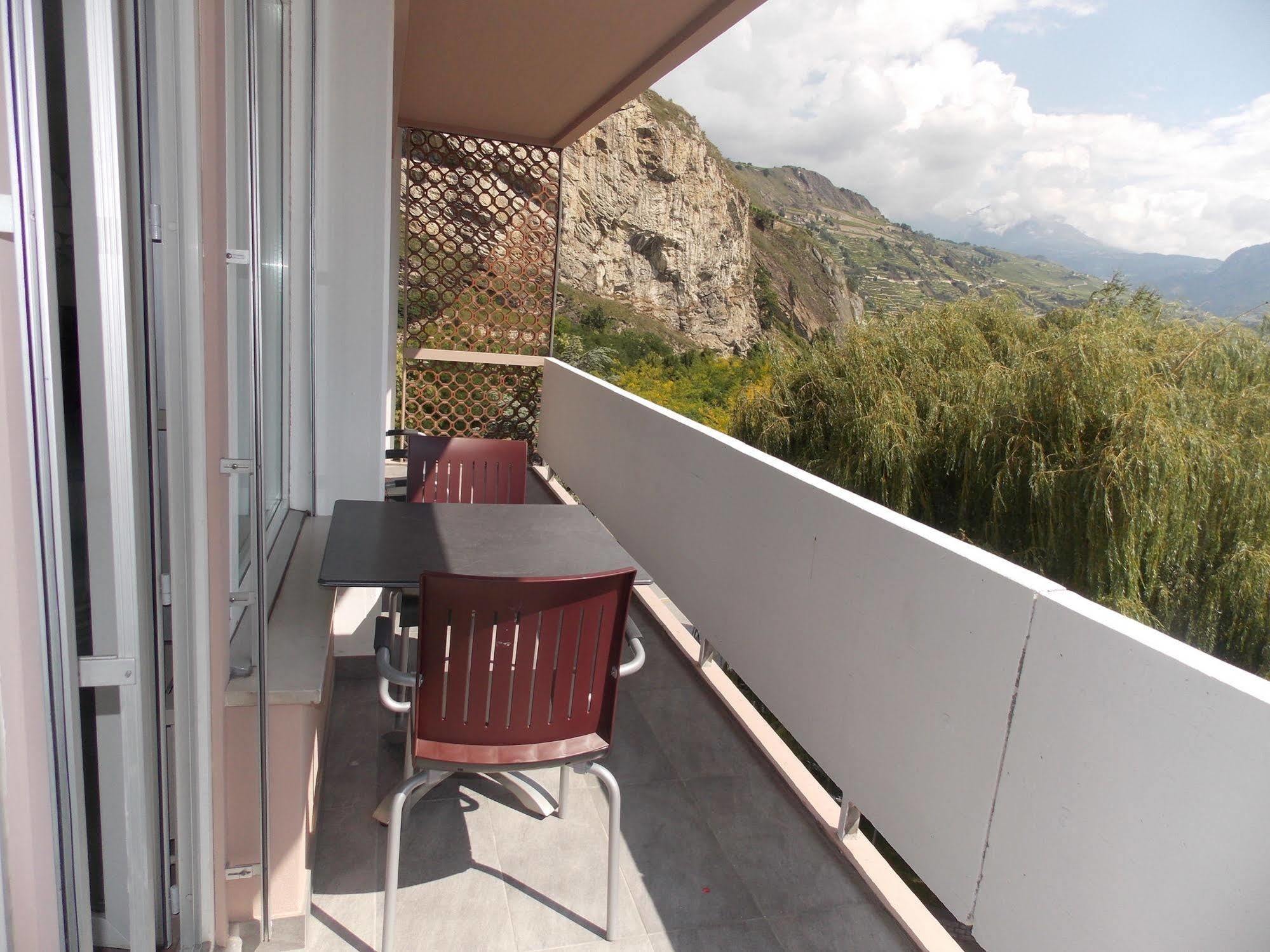 Hotel Castel Sion Buitenkant foto